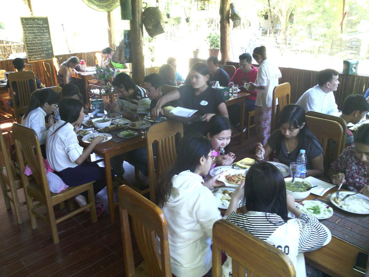 Soe Ko Ko Beach House&Restaurant Ngwesaung Exterior foto